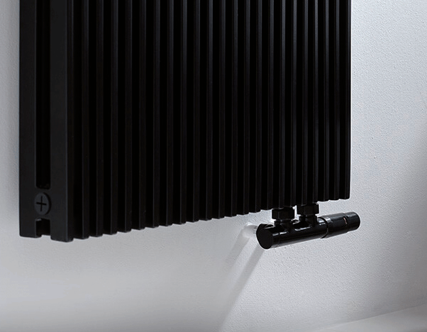 Термоголовка для радіатора чорна Schlosser Mini 601100039