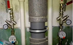 Редуктор давления воды с фильтром и манометром Valtec VT.082