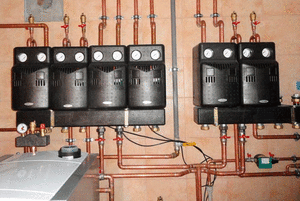 Колектор із гідрострілкою Oventrop HydroFixx 13516