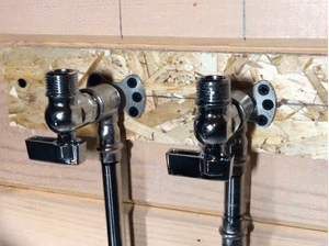 Куточок настінний з внутрішнім різьбленням з нержавіючої сталі Valtec VTi.954.I